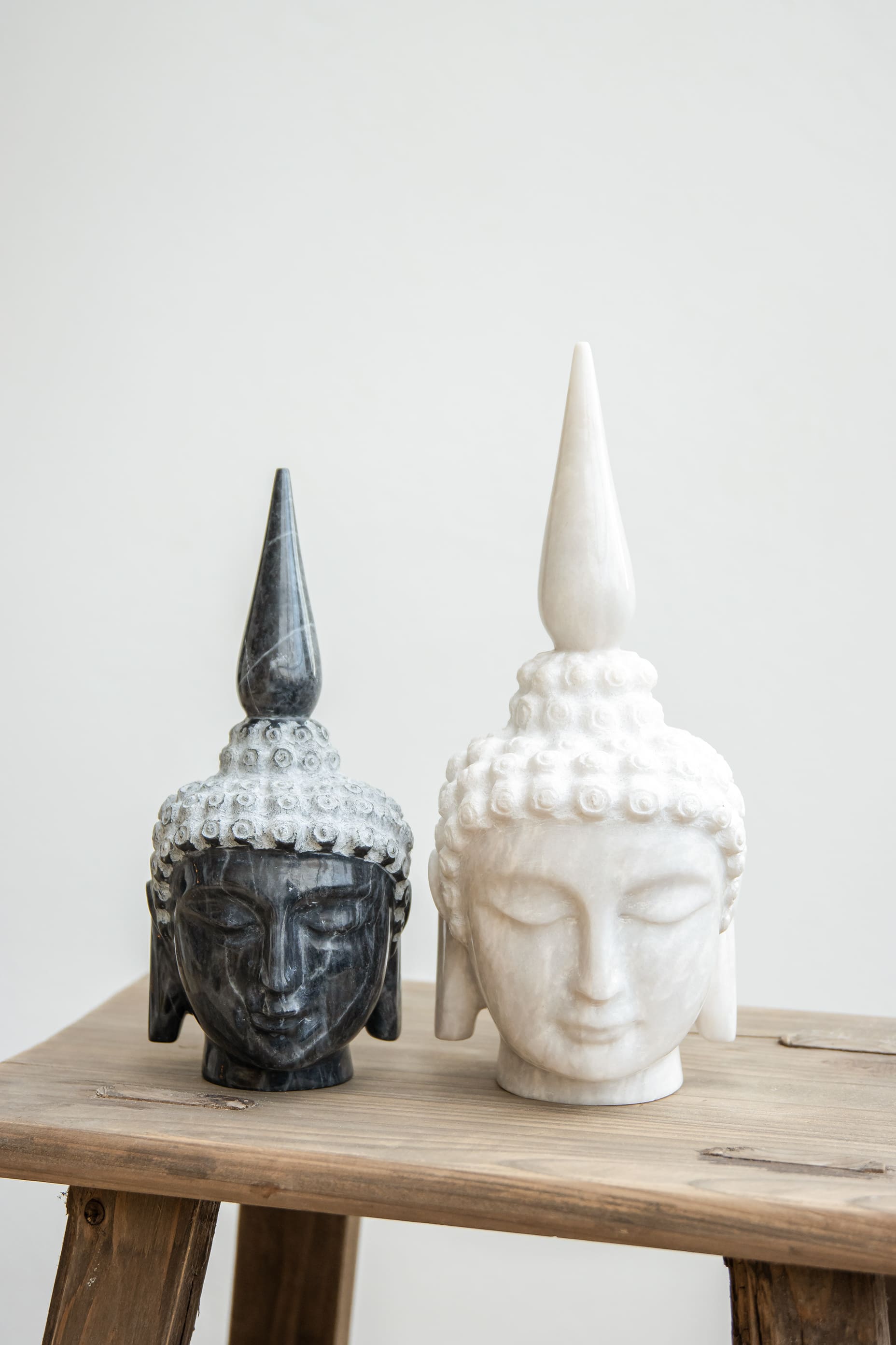 Buddha Head – dark marble